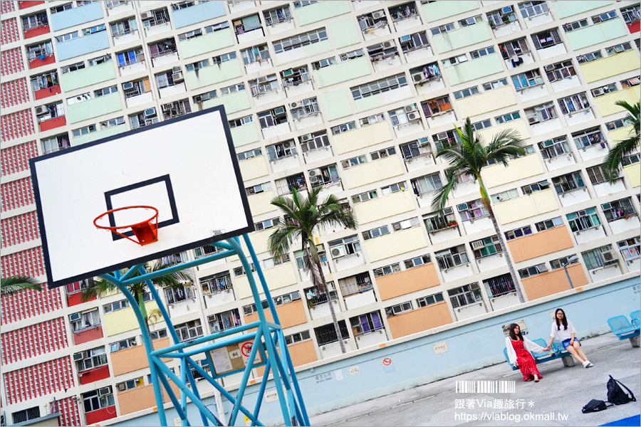 香港拍照景點》彩虹邨～最夯IG景點‧網美們集合囉！彩虹公寓＋彩虹球場大好拍！