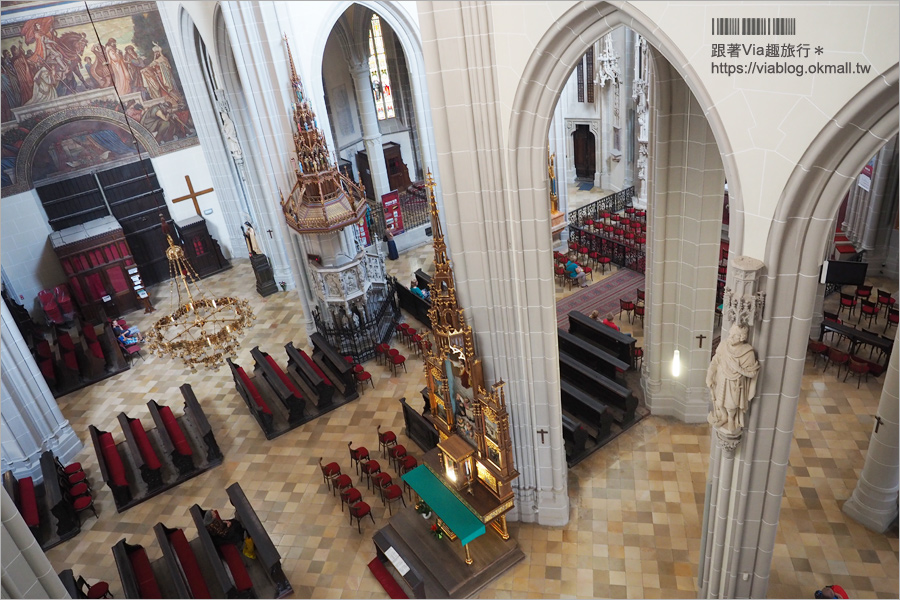 科希策景點》聖伊麗莎白主教座堂St.Elizabeth Cathedral～斯洛伐克最大教堂＋夜遊舊城區美景