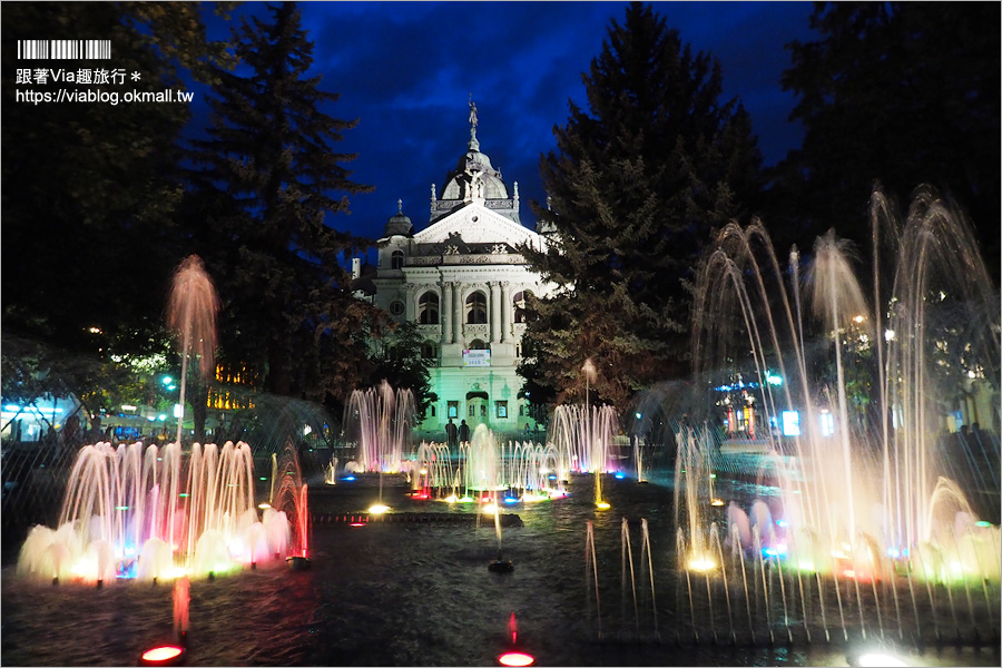 科希策景點》聖伊麗莎白主教座堂St.Elizabeth Cathedral～斯洛伐克最大教堂＋夜遊舊城區美景