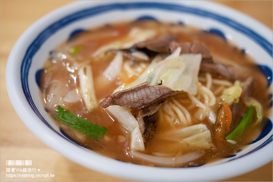 高雄阿蓮小吃》臭吉伯鱔魚魯麵｜古早味小吃～一碗麵串起三代親情～阿公手藝美味永留香！