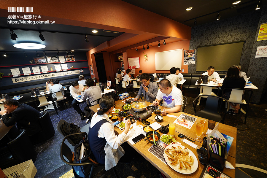 福岡餐廳推薦》元祖蕃茄拉麵 三味(十日惠比須店)～CP值高的吃到飽！除了必吃蕃茄拉麵外，還有蕃茄牛腸鍋等好料任你吃！