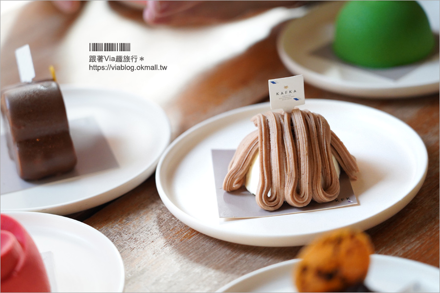 澳門甜品推薦》卡夫卡KAFKA Sweets & Gourmandises～當地人氣甜點店！超愛雲朵蜜糖吐司～雪峰、抹茶山、玫瑰花造型蛋糕迷人又好吃！