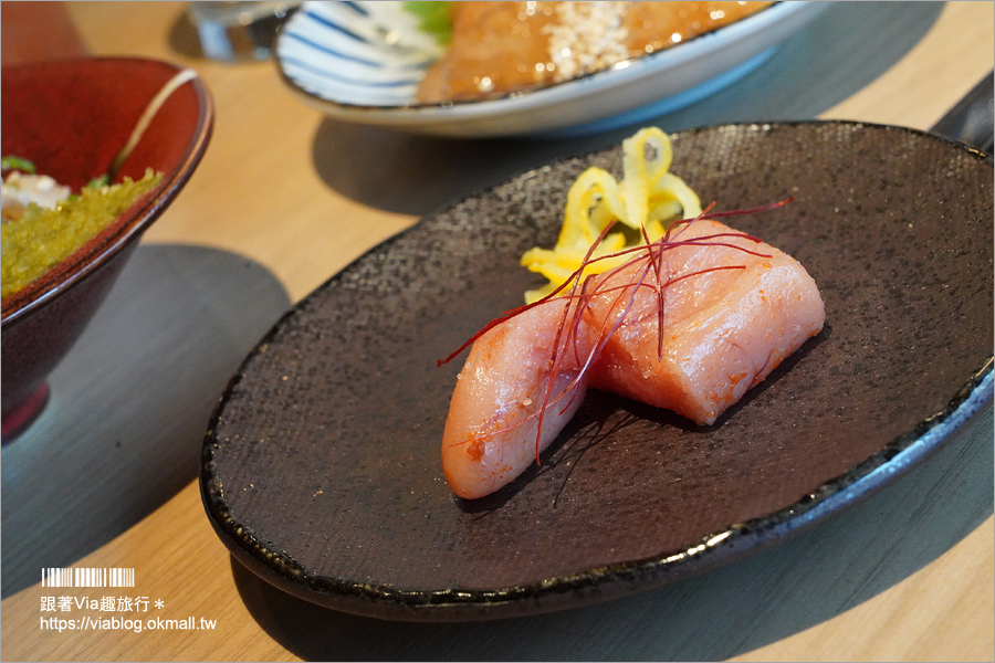 福岡牛腸鍋》福岡最美餐廳！大山牛腸鍋おおやまもつ鍋《都飯店分店》～車站人氣排隊名店！最新最美分店就在這！