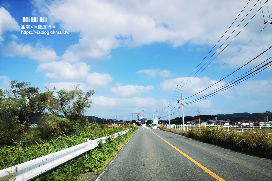 福岡糸島景點》二見ヶ浦海灘(1)～網美必拍打卡：#ジハングン停車場／黃色販賣機、黃色超大鞦千這裡拍！