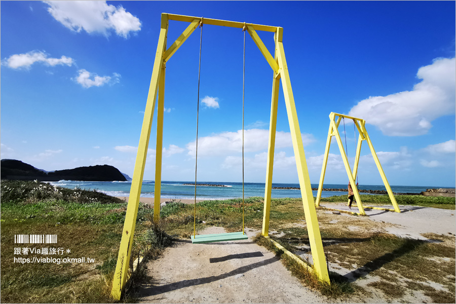 福岡糸島景點》二見ヶ浦海灘(1)～網美必拍打卡：#ジハングン停車場／黃色販賣機、黃色超大鞦千這裡拍！