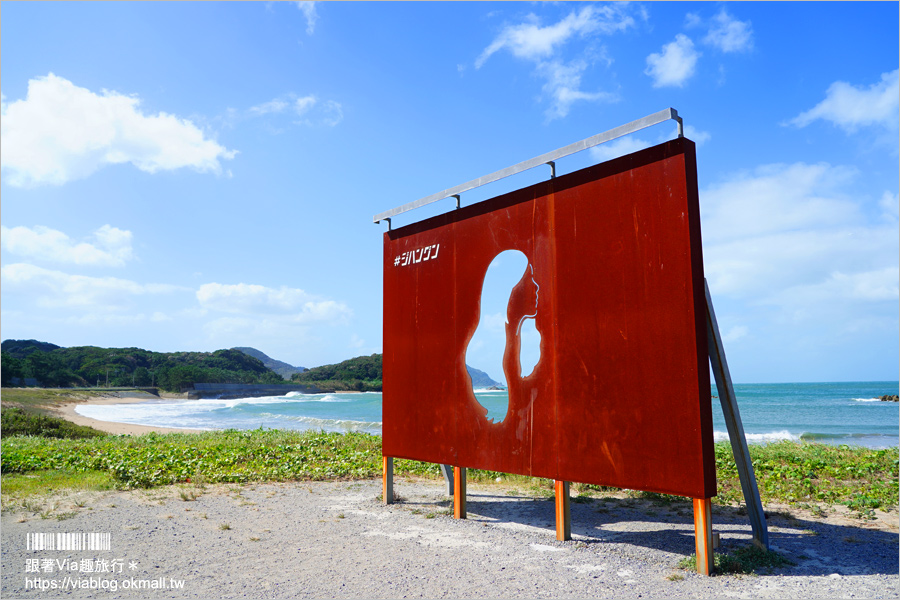 福岡糸島景點》二見ヶ浦海灘(1)～網美必拍打卡：#ジハングン停車場／黃色販賣機、黃色超大鞦千這裡拍！