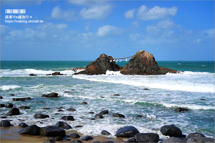 系島景點推薦》二見浦海灘小旅行(3)～夫婦岩＋海上白色鳥居！糸島必去朝聖美景！