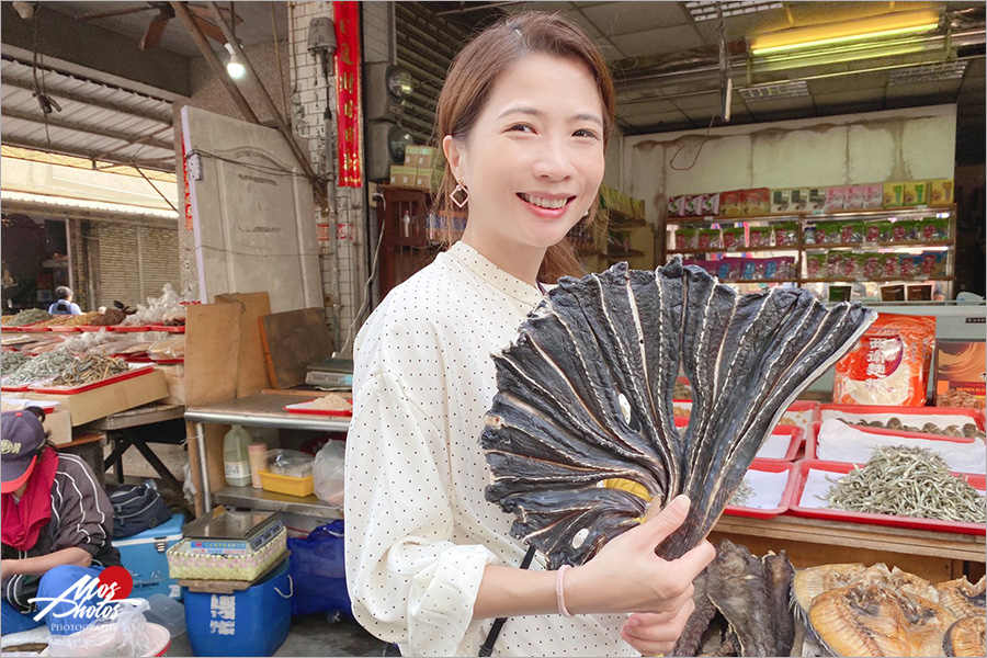 澎湖美食》北辰市場老地方排骨麵～品嘗在地人吃的早餐，逛透澎湖傳統早市，好吃好玩好有趣！！