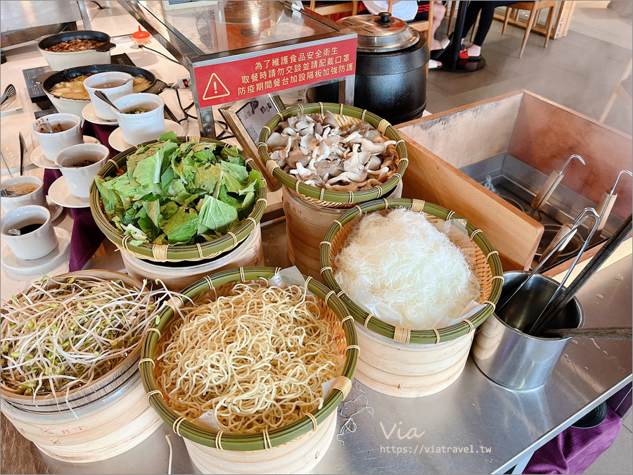 台中溫泉推薦》台中日光溫泉會館～大坑住宿就選這間！溫泉、美食、星空酒吧一次滿足！