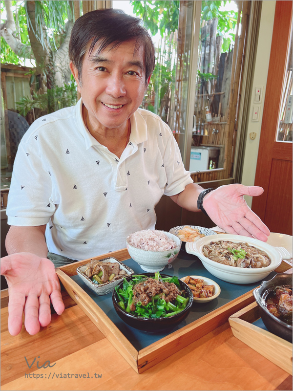 台中寵物友善餐廳》田寮農莊～適合帶爸媽同行的古早味餐廳，還可以帶寵物一起用餐，跟著我一起用餐趣！