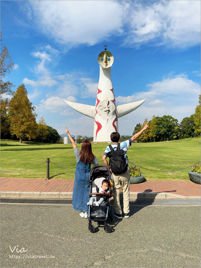 大阪萬博紀念公園》大阪必去景點地標～太陽之塔！還有季節限定的火紅波波草美景一次收集！