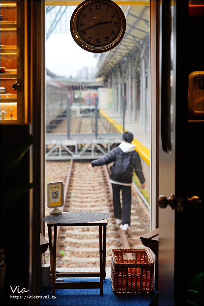 台中火車咖啡》台中車站新亮點～復古昭和風十足的火車咖啡館：Mamonaku Cafe & 光華小賣所