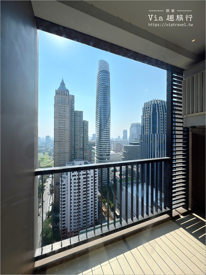 曼谷飯店推薦》Sindhorn Midtown Hotel Bangkok～地點好、近地鐵！有含廚房房型及絕美泳池、超大兒童遊戲室，親子旅人首選住宿點！