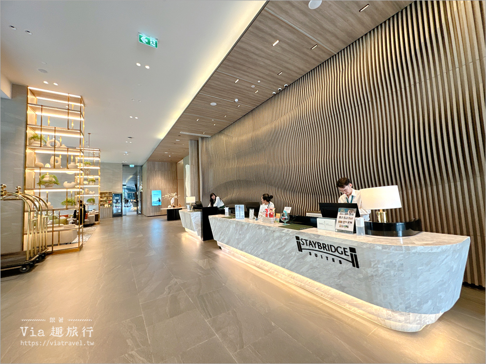 曼谷飯店》Phrom Phong站的公寓式飯店~有泳池及大浴場好幸福:Staybridge Suites Bangkok Sukhumvit By IHG 曼谷飯店》Phrom Phong站的公寓式飯店~有泳池及大浴場好幸福:Staybridge Suites Bangkok Sukhumvit By IHG