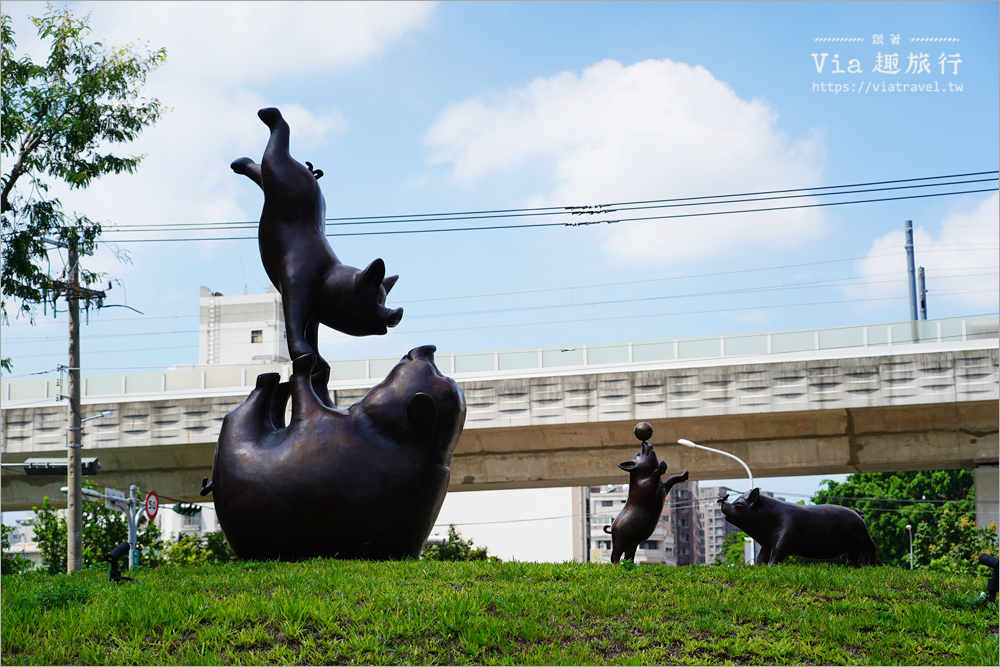 台中親子公園》最新！豬事圓滿公園～全台第一座以豬為主題的親子公園，還有超可愛的豬豬廁所也太古錐了！