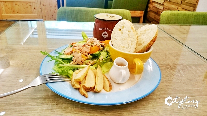 南投市餐廳》IN Café迷你明信片風格咖啡廳(已歇業)-輕食下午茶好去處