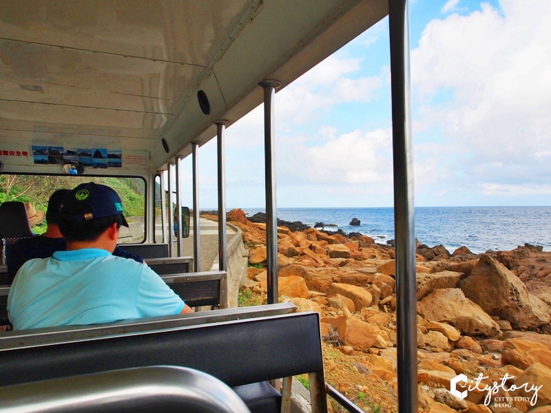 墾丁景點》佳樂水風景區～海角天邊樂園，搭遊園車觀浪花奇石