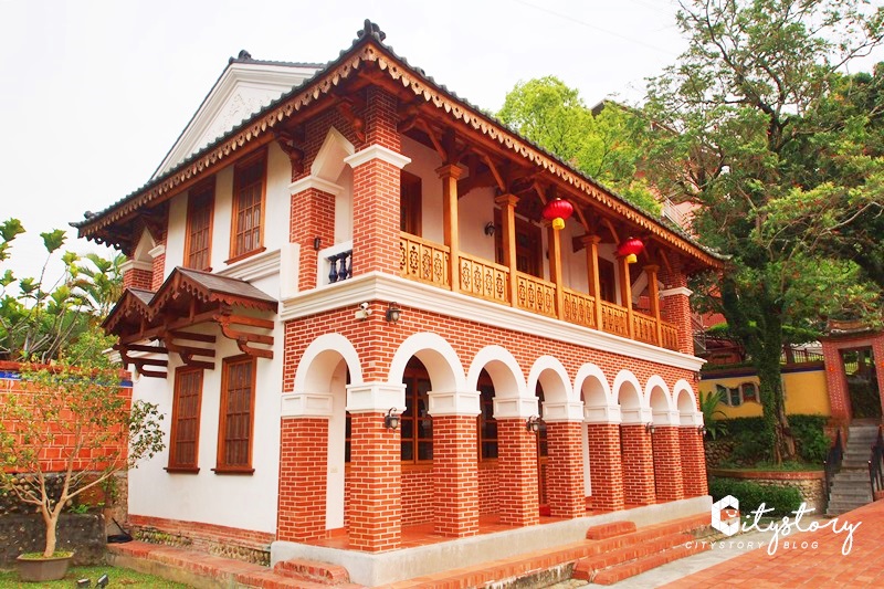 台中霧峰景點》林家萊園～藏在高中校園內免費國定古蹟景點-優美古典小橋流水