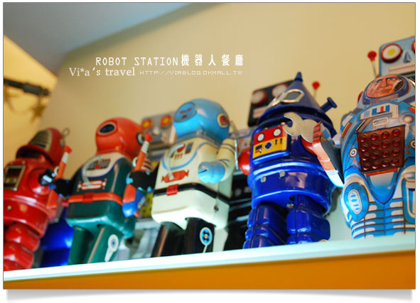 【台中餐廳介紹】台中機器人餐廳ROBOT STATION～鐵皮駛(駅)機器人餐廳